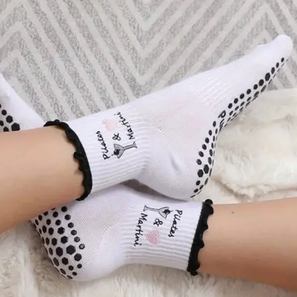 ALO Yoga Other - Pilates & Martinis Socks - NEW
